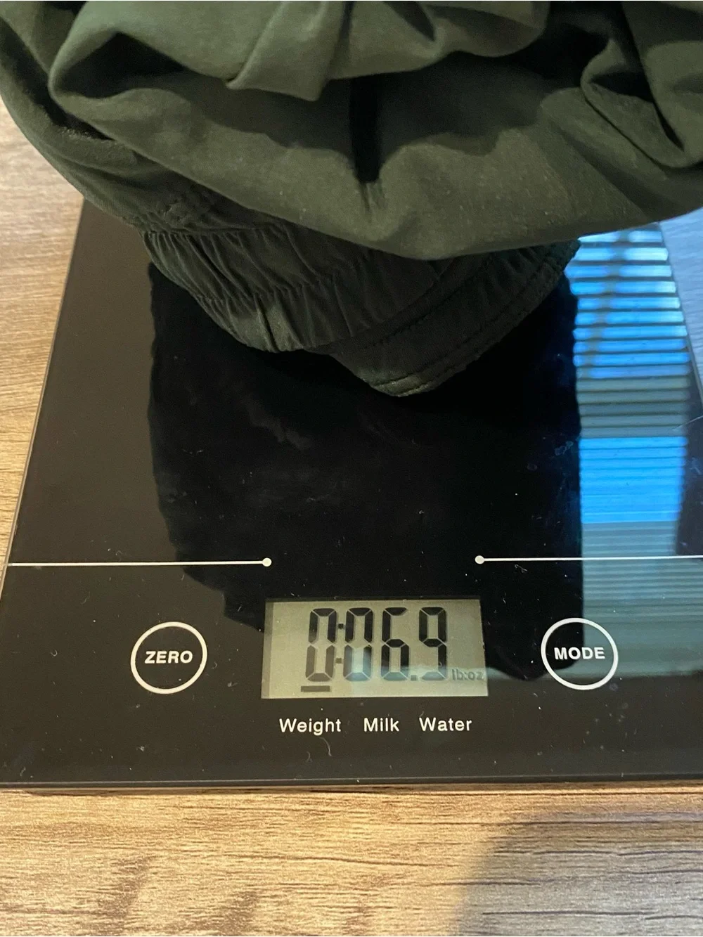 (S) Lululemon Pace Breaker 9